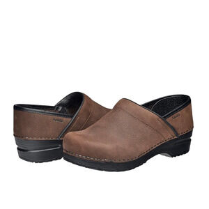 Sanita Womens Professional Oiled Casual Clogs EU 40 US 9.5-10 Brown Leather NIB